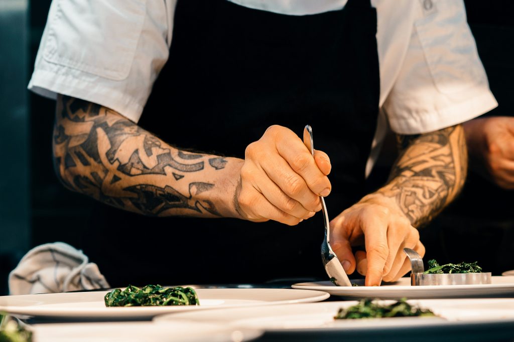 sebastian-coman-photography-cQbOSRpElxw-unsplash-kopi